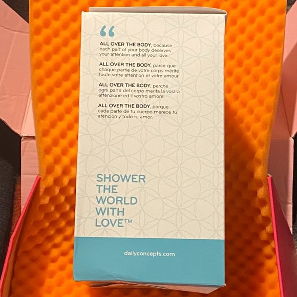 Daily Concepts All Over The Body Gift Set - Picture 5 of 8